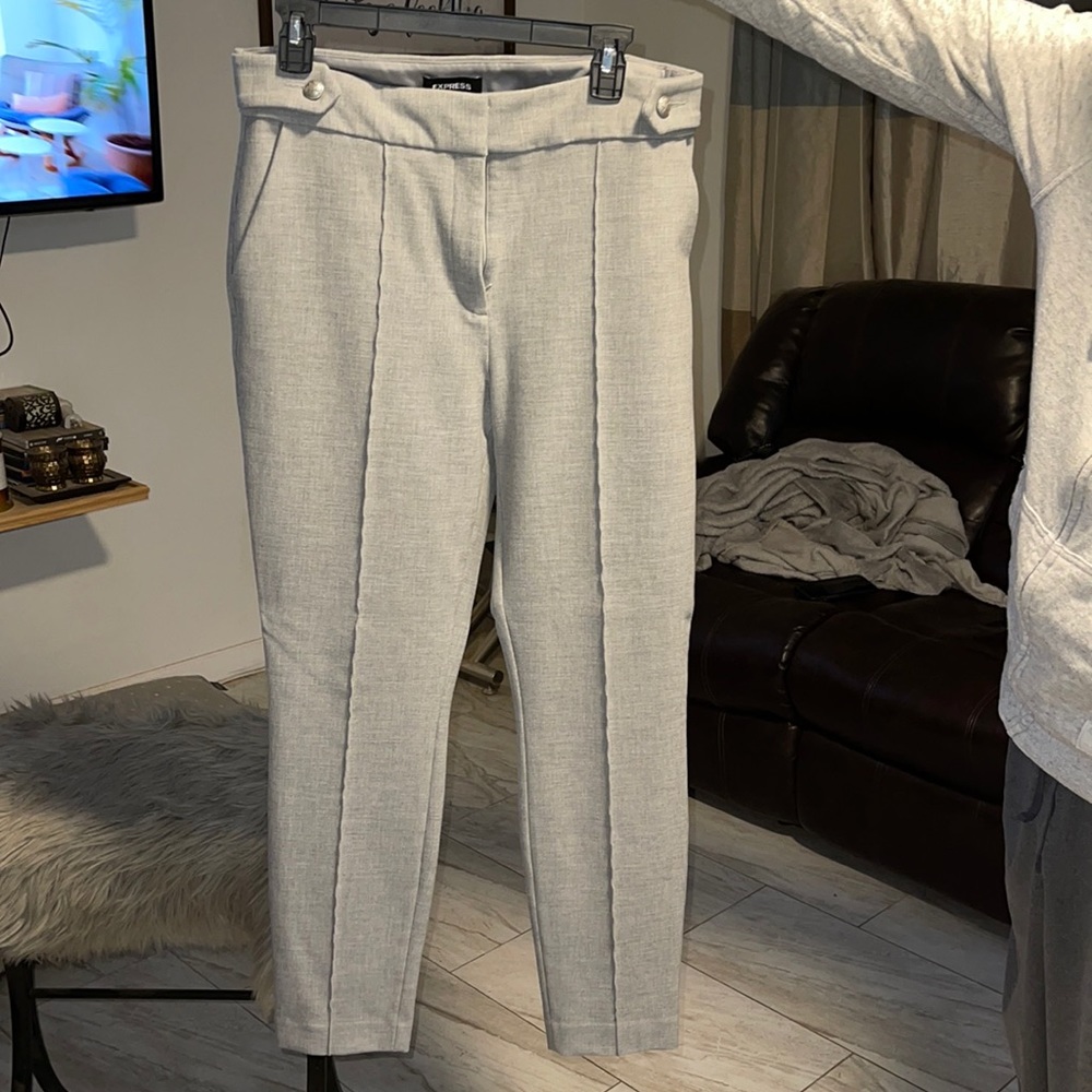 Express size 12R light gray